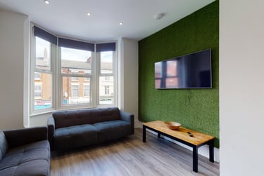 6 bed house, Alfreton Road, Radford, Nottingham, NG73JL - Image 2