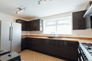 5 bed house, Adam Dale, City Centre, Loughborough, LE113HD - Image 1