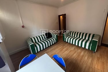 6 bed house, Hessle View, Hyde Park, Leeds, LS61ER - Image 2