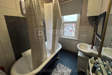 6 bed house, Inglewood Terrace, Rampart Road, Leeds, LS62HT - Image 5