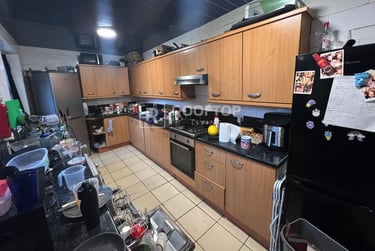 7 bed house, Brudenell Mount, Hyde Park, Leeds, LS61HT - Image 8