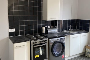 2 bed house, Myrtle Road, Highfields, Leicester, LE21FX - Image 1