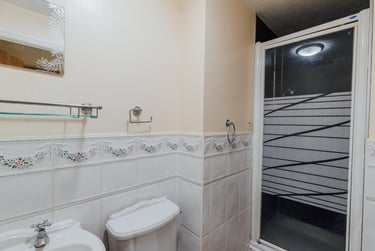 5 bed house, Moorhen Way, City Centre, Loughborough, LE113HH - Image 13