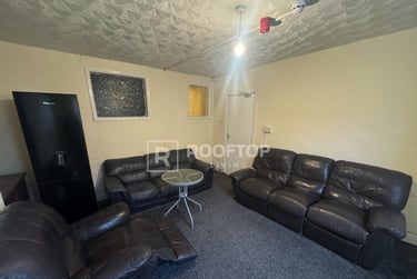 7 bed house, Brudenell Mount, Hyde Park, Leeds, LS61HT - Image 3