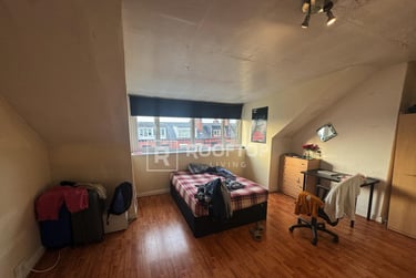 7 bed house, Brudenell Mount, Hyde Park, Leeds, LS61HT - Image 4
