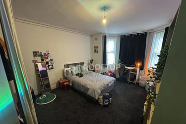 8 bed house, Consort Terrace, Woodhouse, Leeds, LS31ET - Image 9