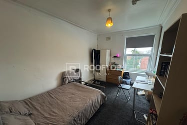 8 bed house, Consort Terrace, Woodhouse, Leeds, LS31ET - Image 12