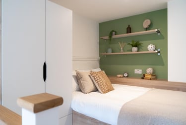Platinum En suite (Loft) at Leonardo, 8 Great George Street, City Centre, Leeds, LS28GZ - Image 1
