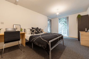 Gold Non Ensuite at The Grafton, 60 Grafton Street, Ardwick, Manchester, M139NT - Image 1