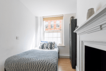 Bronze Non Ensuite at Castle Gate, 33-44 Castle Gate, City Centre, Nottingham, NG17AT - Image 2