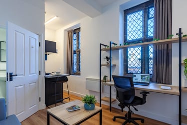Premium 1 Bed at The Priory, Springfield Mount, University Of Leeds, Leeds, LS29NG - Image 3