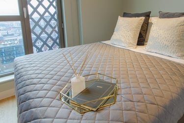Deluxe 2 Bed Apartment at Symons House, Belgrave Street, Burley Park, Leeds, LS28DD - Image 6