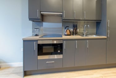Penthouse 2 Bed Apartment at Symons House, Belgrave Street, Burley Park, Leeds, LS28DD - Image 14