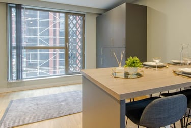 Classic 5 Bed Ensuite - Image 20
