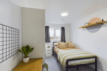 6 bed house, Sage Road, City Centre, Leicester, LE27ES - Image 1