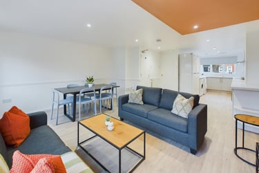 6 bed house, Sage Road, City Centre, Leicester, LE27ES - Image 1