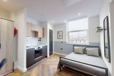 1 bed house, Thurloe Street, Victoria Park, Manchester, M145SG - Image 1