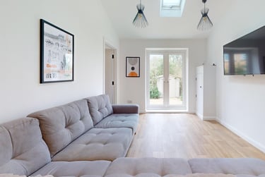 6 bed house, The Hollow, Twerton, Bath, BA21LY - Image 2