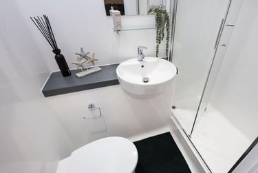 Premium Ensuite at Arcadian, 260 Huntingdon Street, City Centre, Nottingham, NG13NB - Image 3