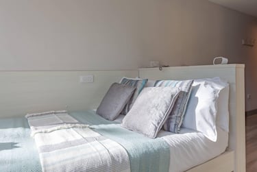 Standard Studio at Mercury House, St Peters Road, City Centre, Bournemouth, BH12NT - Image 1