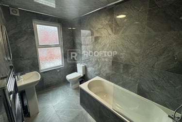 2 bed house, Royal Park Terrace, Hyde Park, Leeds, LS61EX - Image 11