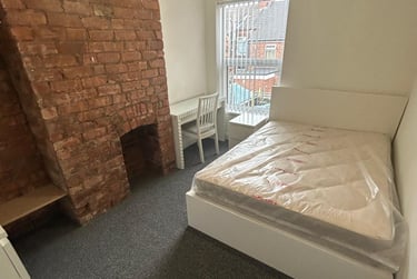 2 bed house, Blaydes Street, Newland, Hull, HU67RE - Image 4