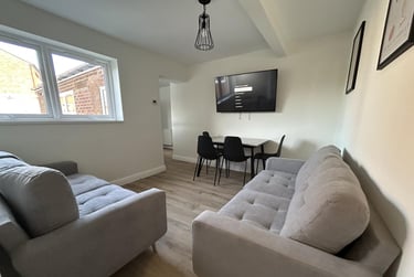 6 bed house, St Bedes Close, Nevilles Cross, Durham, DH14AB - Image 1