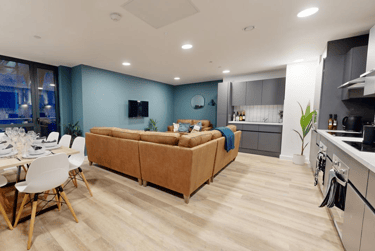 Premium Ensuite - Image 8