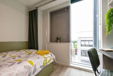 Standard Twin at Flora Building, 11-13 Long Street, Hackney, London, E28HJ - Image 3