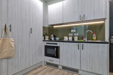Premium Plus Studio at Flora Building, 11-13 Long Street, Hackney, London, E28HJ - Image 10