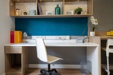 Lower Ground Floor Studio - Image 3