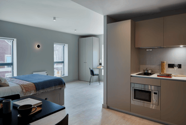 Penthouse at The Garage, 98 Harvest Road, Egham, TW200QR - Image 2