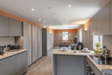 4 Bed Premium Ensuite - Image 3
