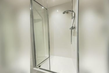 Premium Studio at Luneside, St Georges Quay, Fairfield, Lancaster, LA15JT - Image 8