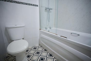 8 bed house, Derby Road, City Centre, Loughborough, LE115AG - Image 12
