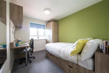 Premium Ensuite 4 Bed Cluster - Image 1