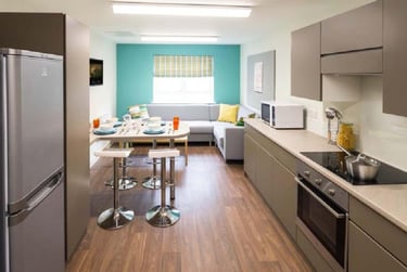 Premium Ensuite 4 Bed Cluster - Image 2
