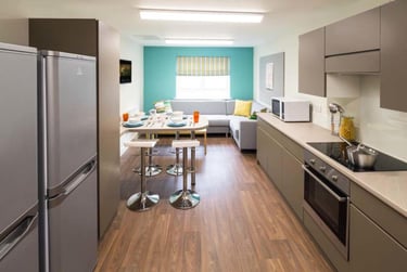 Superior Ensuite 2 Bed Cluster - Image 3