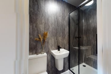 1 bed house, Graduation House, Beeston, Nottingham, NG94HL - Image 2