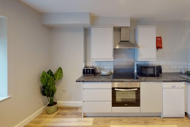2 bed house, Whiteladies Road, Redland, Bristol, BS82PY - Image 3