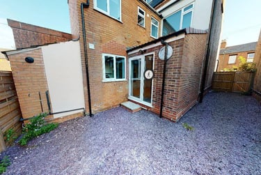 6 bed house, Lace Street, Dunkirk, Nottingham, NG72JG - Image 4