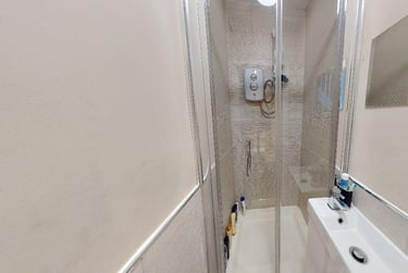 6 bed house, Claude Street, Dunkirk, Nottingham, NG72LA - Image 4