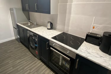 2 bed house, Myrtle Road, Highfields, Leicester, LE21FX - Image 2