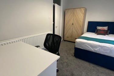 2 bed house, Myrtle Road, Highfields, Leicester, LE21FX - Image 2