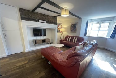 6 bed house, Gilesgate, Durham, DH11HY - Image 2