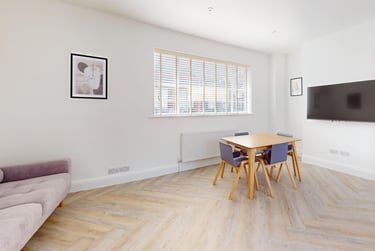 4 bed house, Market Street, City Centre, Loughborough, LE113ER - Image 2