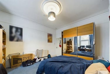 5 bed house, Gregory Boulevard, Hyson Green, Nottingham, NG76BG - Image 5