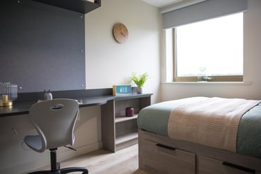 2 Bed Apartment - Image 13