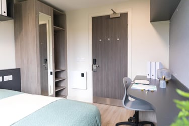 2 Bed Apartment - Image 14