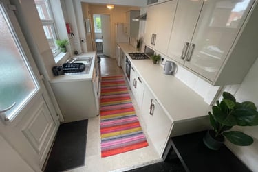 4 bed house, Edward Street, City Centre, Loughborough, LE111QF - Image 3